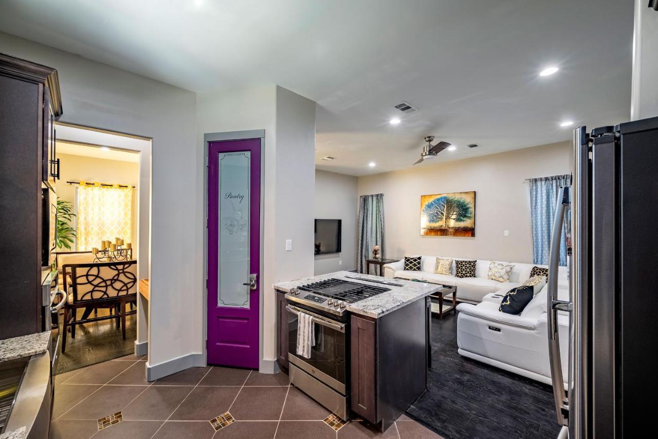 Luxurious 5br Sleeps-14 Villa
